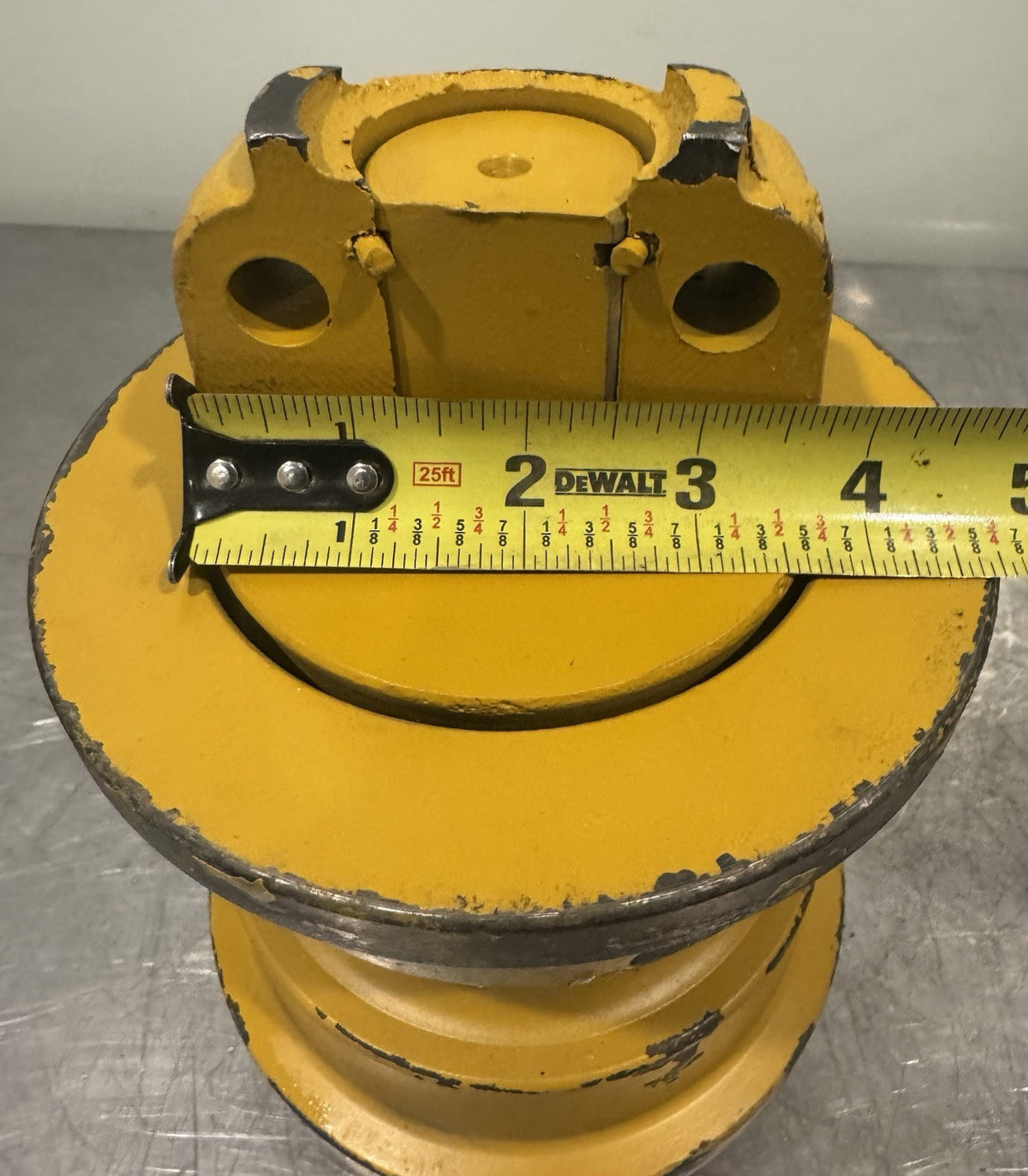 BD2G Track Roller Bottom Komatsu Mitsubishi Yellow NEW! FREE SHIPPING!