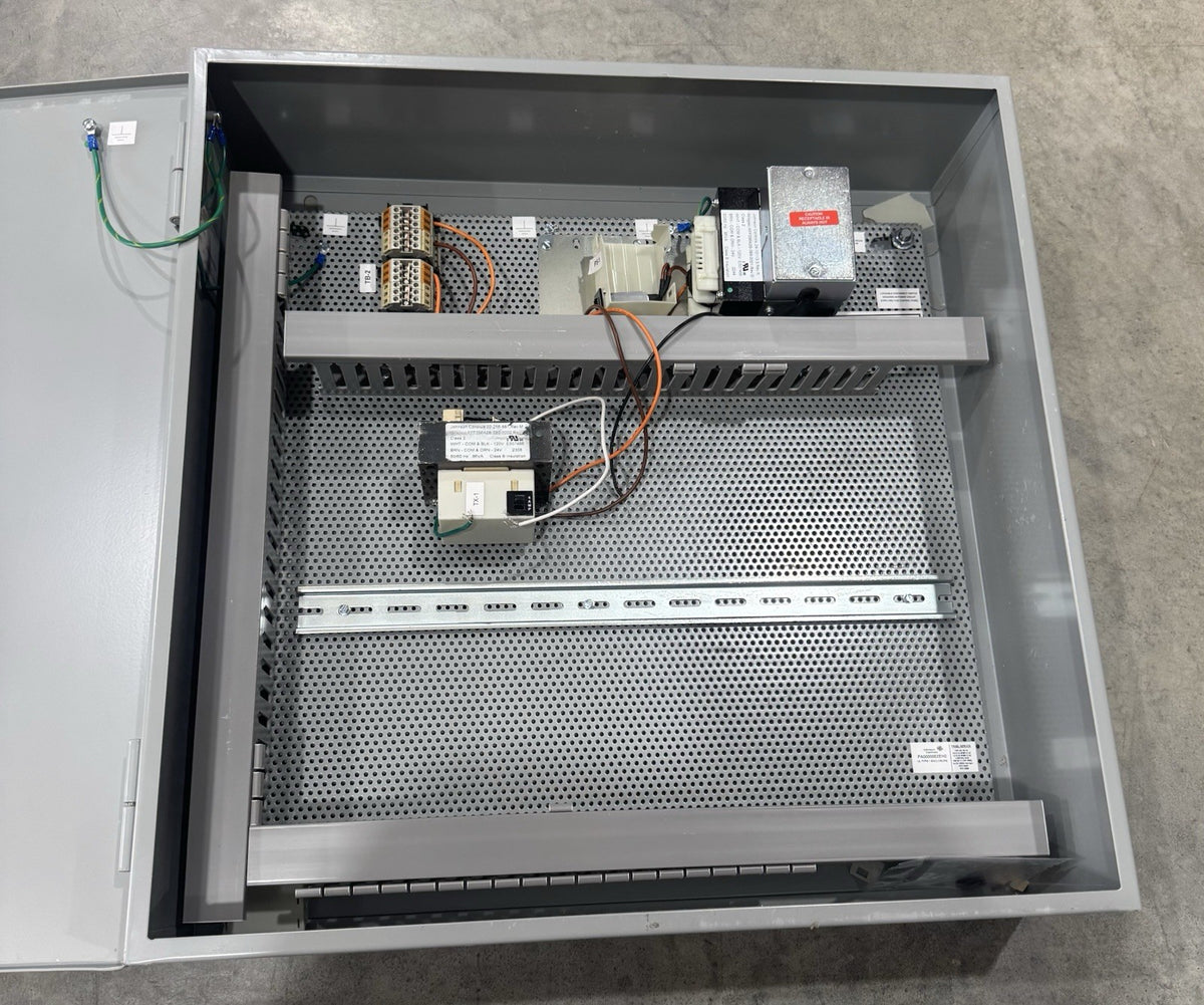 Johnson Controls PA0000002EH0 Power Supply Panel Enclosure NEW IN BOX! DAMAGED!