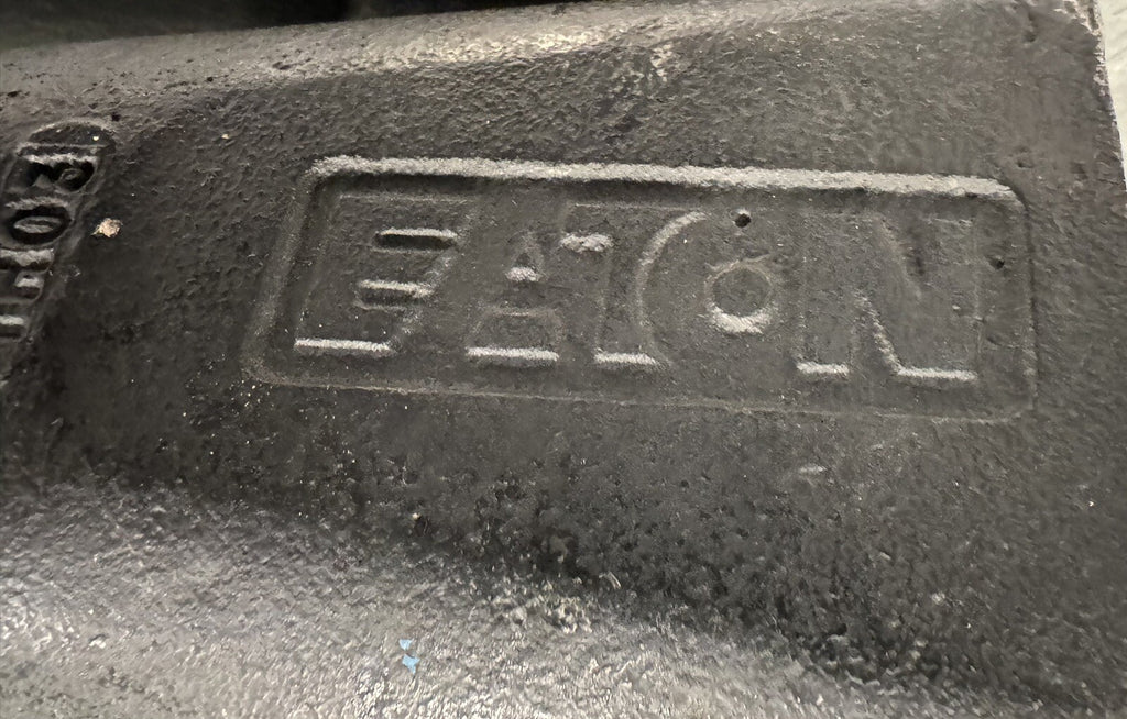 Eaton AT488782 John Deere Steering Control Hydraulic Pump Valve ASSY NEW!