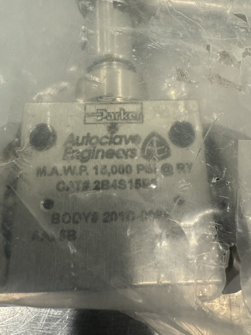 Parker 2B4S15P8 Ball Valve 2 Way Autoclave NEW! FREE SHIPPING!