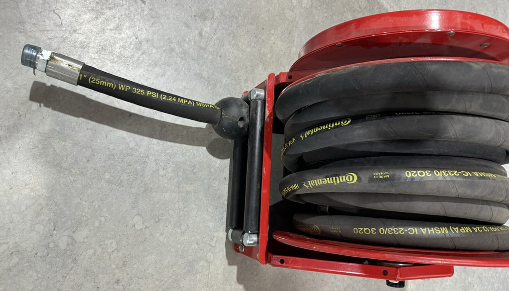 Reelcraft 12U330 Spring Return Hose Reel W/ Hose NEW! FREE SHIPPING!