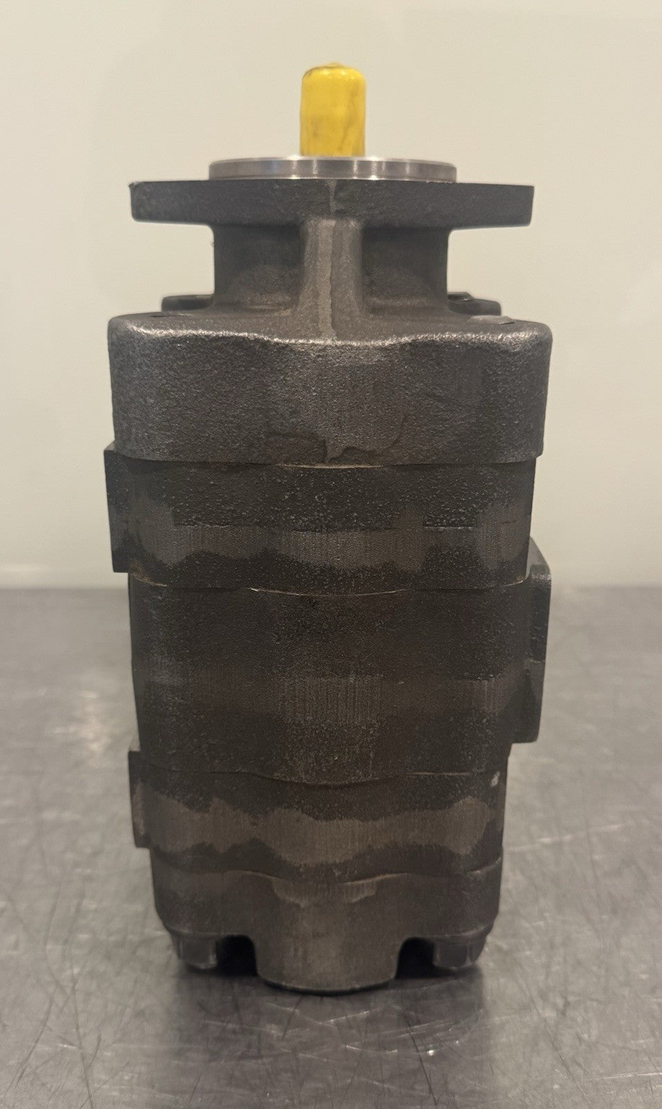 Hydraulic Pump 9 Spline Shaft 2 Bolt 98730260210 NEW! FREE SHIPPING!