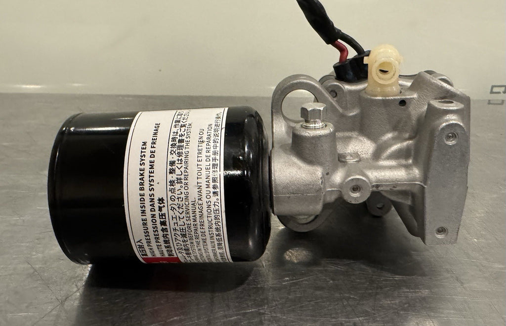 Brake Booster Pump 9042823168 9M091078 NEW! FREE SHIPPING 