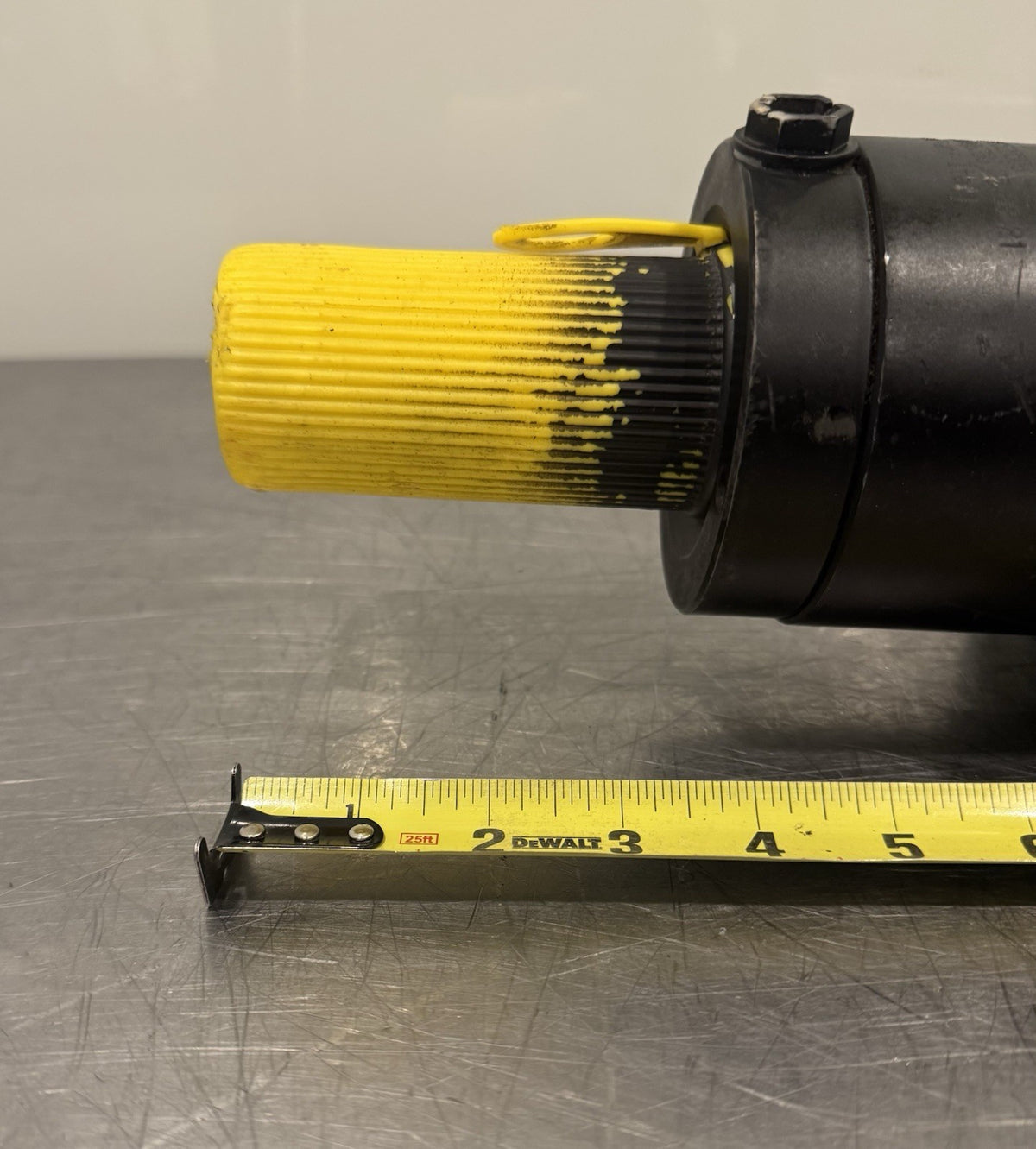 8128520503 Hydraulic Cylinder Dual Shaft NEW! FREE SHIPPING!