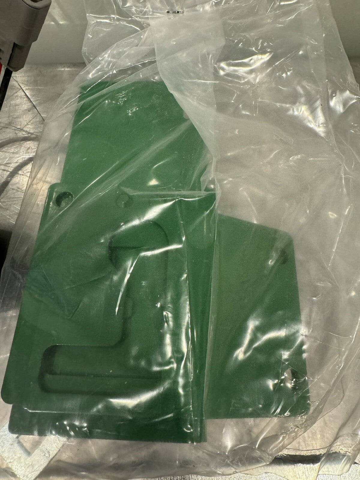 John Deere BE33117 PARTS 3215NBB001-1-18-001 NEW! FREE SHIPPING!