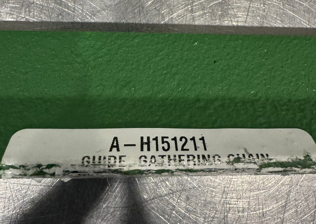 John Deere H151211 Gathering Chain Guide Assembly NEW! FREE SHIPPING!