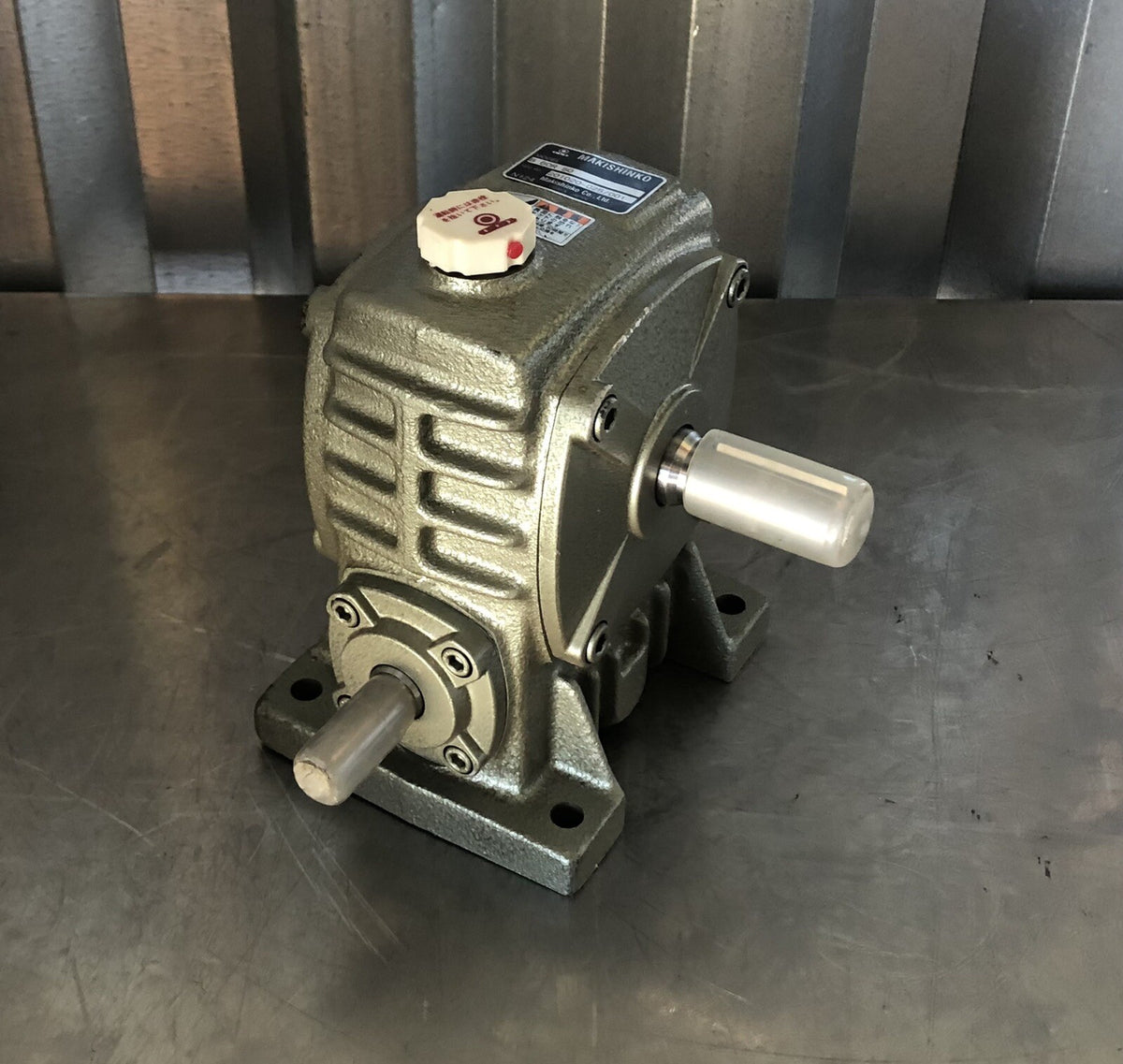 Makishinko B60R50 S Series B Type Standard Worm Reducer NEW! FREE SHIPPING!