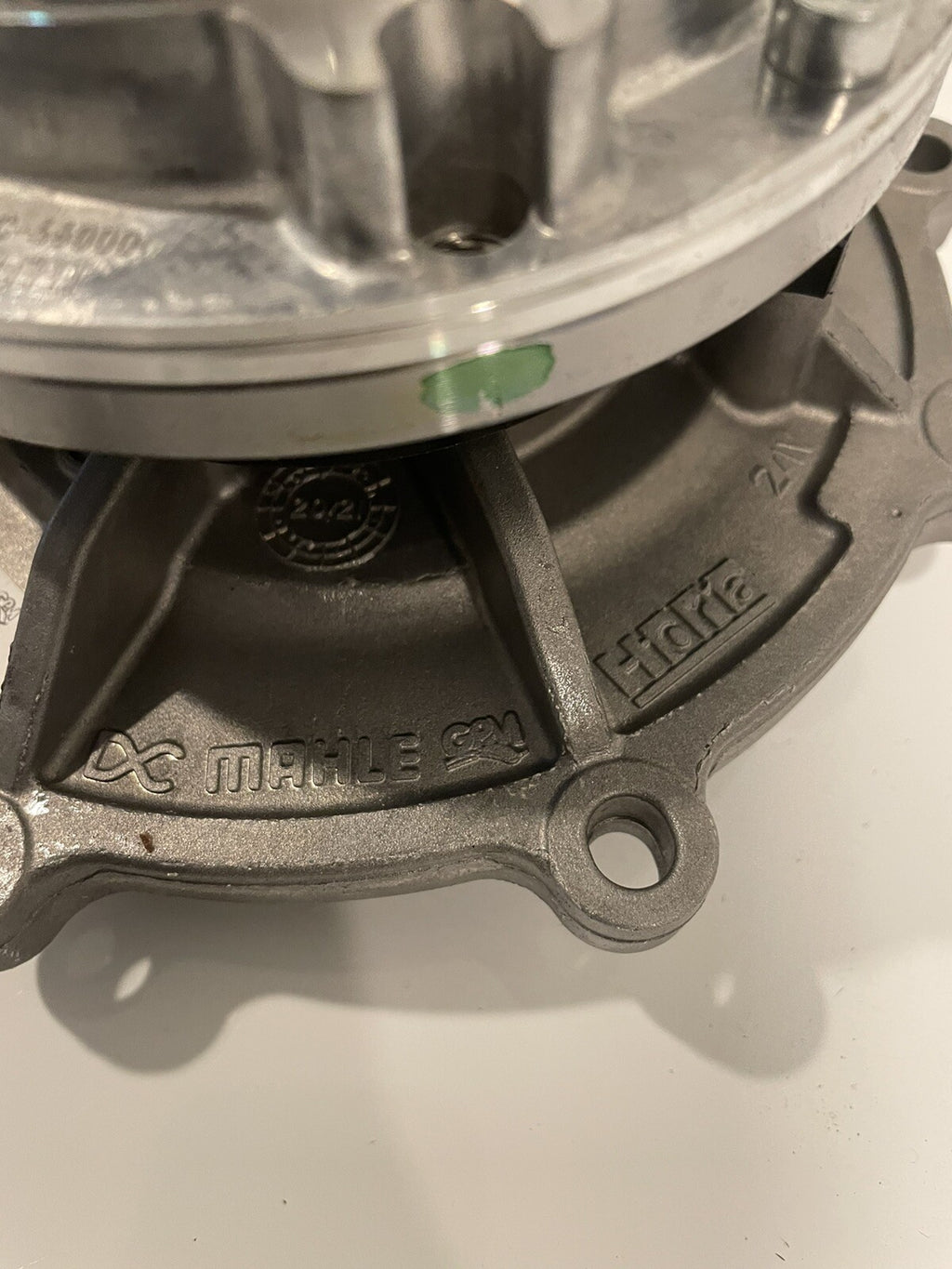 Mahle Y0701005 Water Pump Assembly Freightliner NEW! FREE SHIPPING!