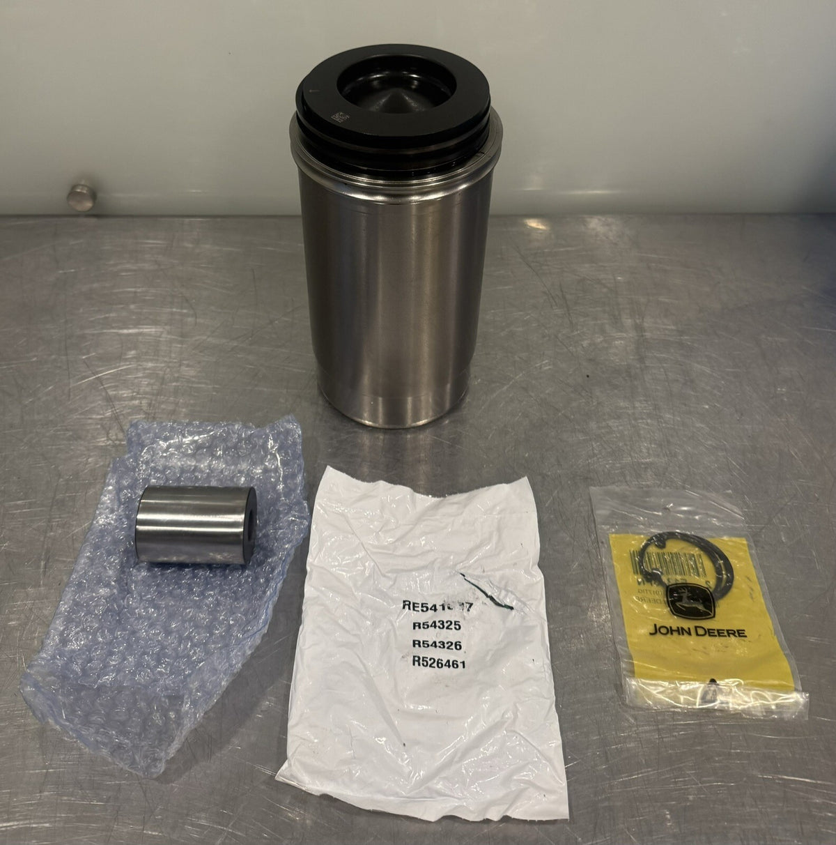 John Deere DZ114299 Piston & Liner Kit Genuine NEW IN BOX! FREE SHIPPING!