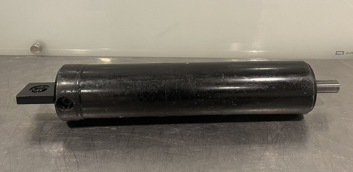 A052621 Hydraulic Cylinder B306 NEW! FREE SHIPPING!