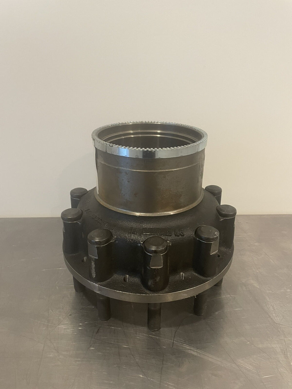 MT17H Hub Assembly NEW WITH TAGS!! FREE SHIPPING!