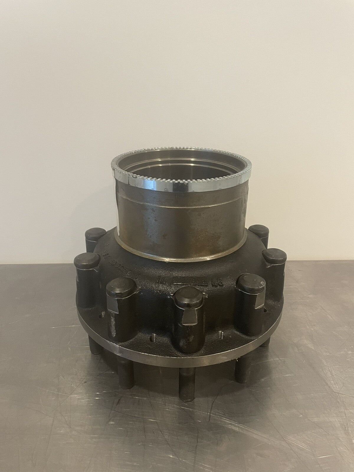 MT17H Hub Assembly NEW WITH TAGS!! FREE SHIPPING!
