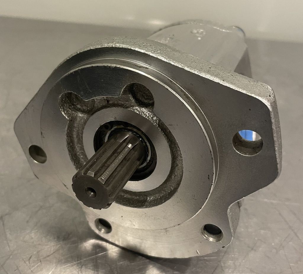 Rexroth 9510290072 Hydraulic Gear Pump NEW! FREE SHIPPING!