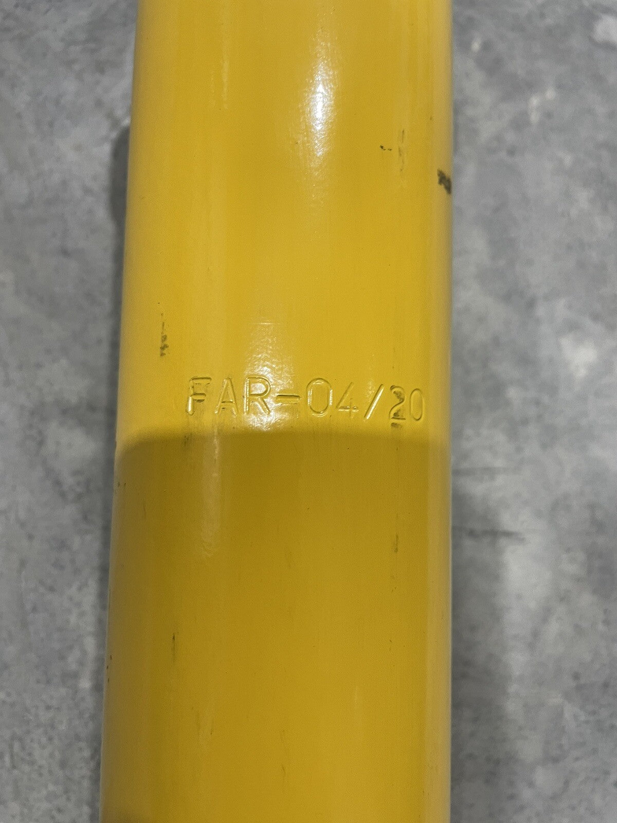 Far-04/20 Hydraulic Cylinder 2.5” Bore 1.5” Rod Yellow NEW! FREE SHIPPING!