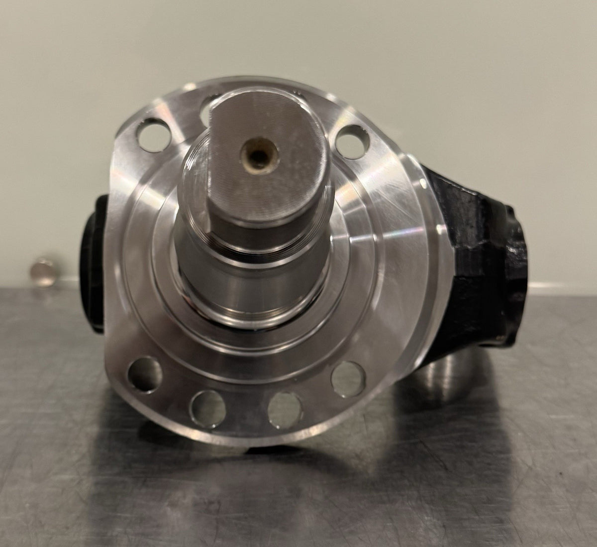 Meritor 3111U4805 Steering Knuckle Genuine NEW! FREE SHIPPING!