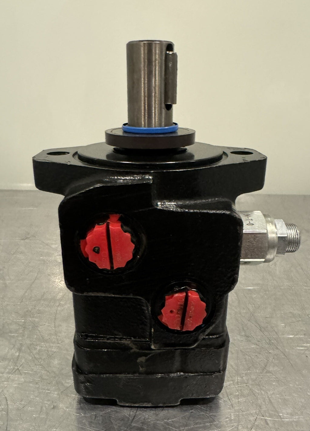 Danfoss 201110A1915AFFAAP Hydraulic Motor NEW! FREE SHIPPING!