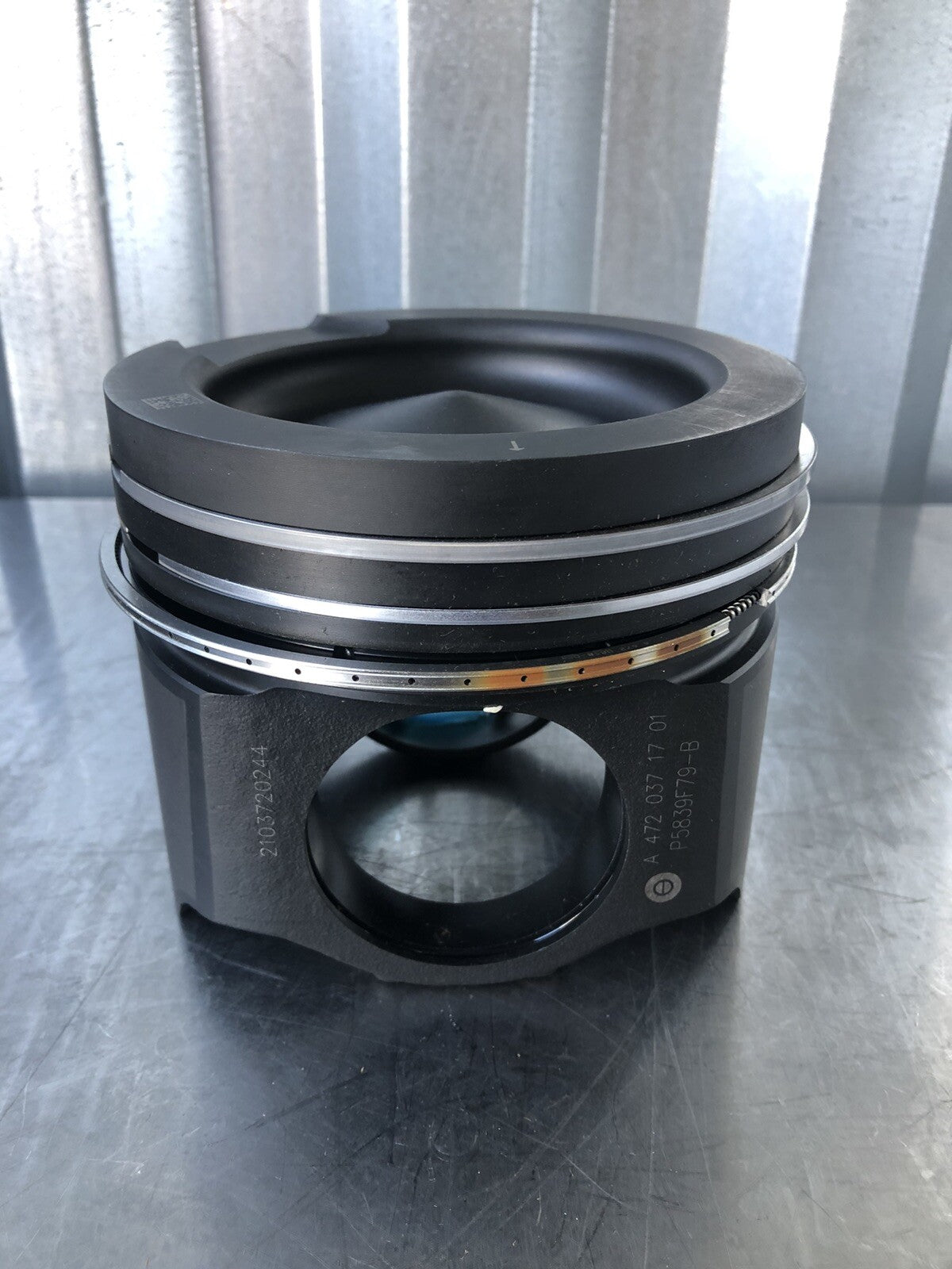Detroit Diesel A4720371701 Piston Mercedes NEW! FREE SHIPPING!