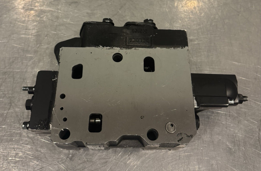 Parker K220LS-MS-US18-040 Varco Hydraulic Directional Control Valve NEW!