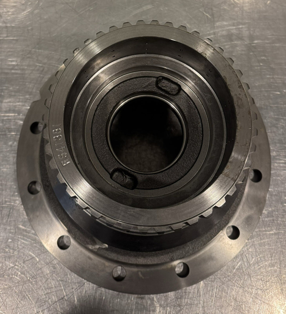 R541381 John Deere Differential Intermediate Housing NEW! FREE SHIPPING!