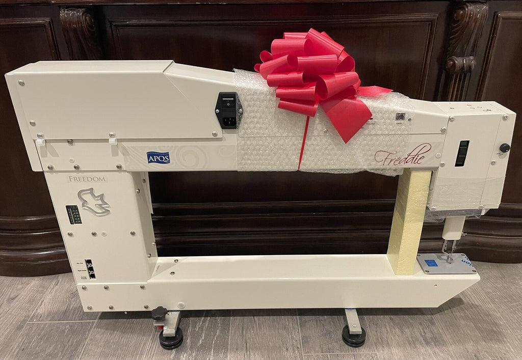 APQS Freedom Freddie Longarm Quilting Machine W/ Accessories NO TABLE/ STAND NEW