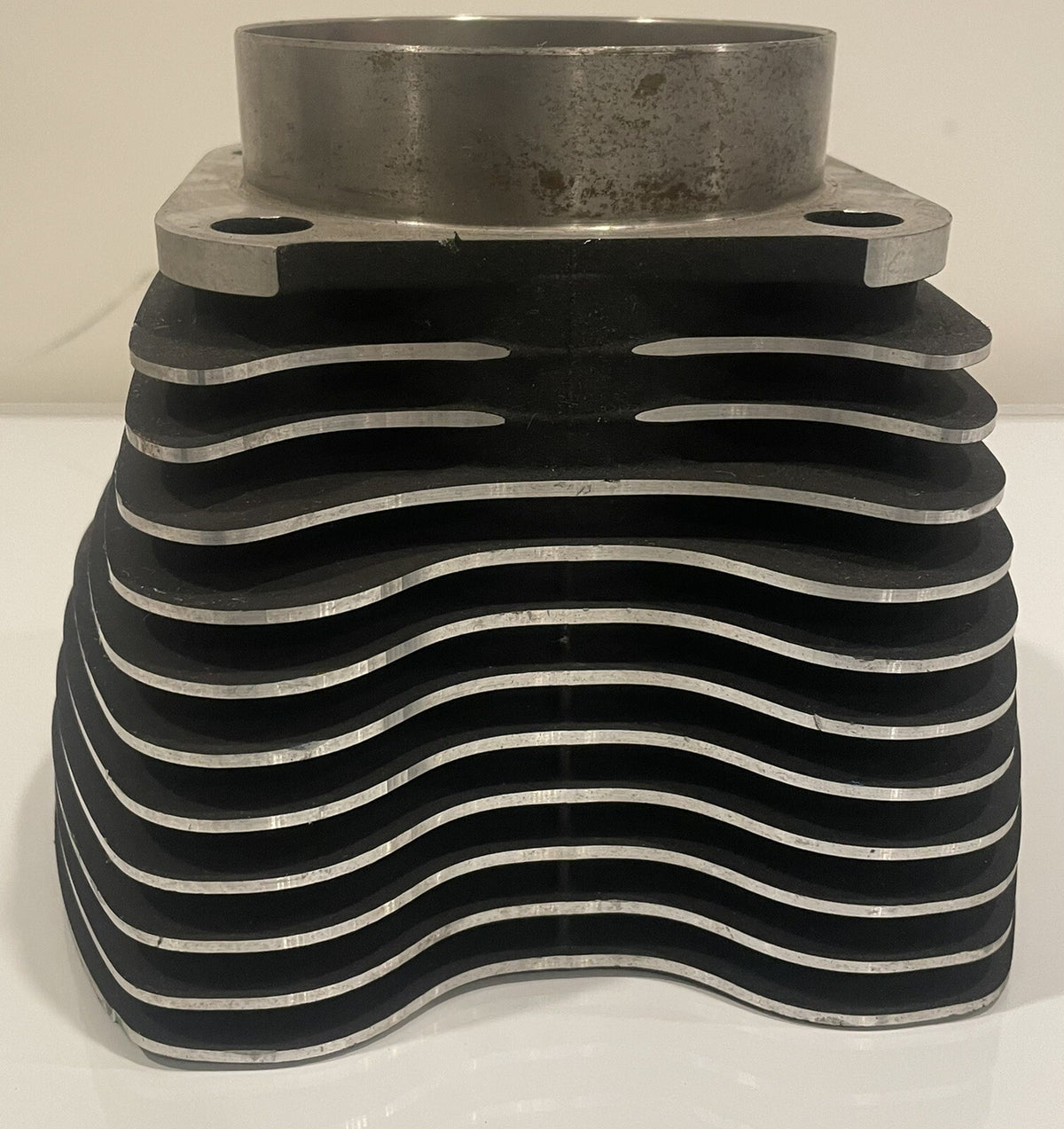 Harley Davidson 16800004 Cylinder Jug Head NEW! FREE SHIPPING!