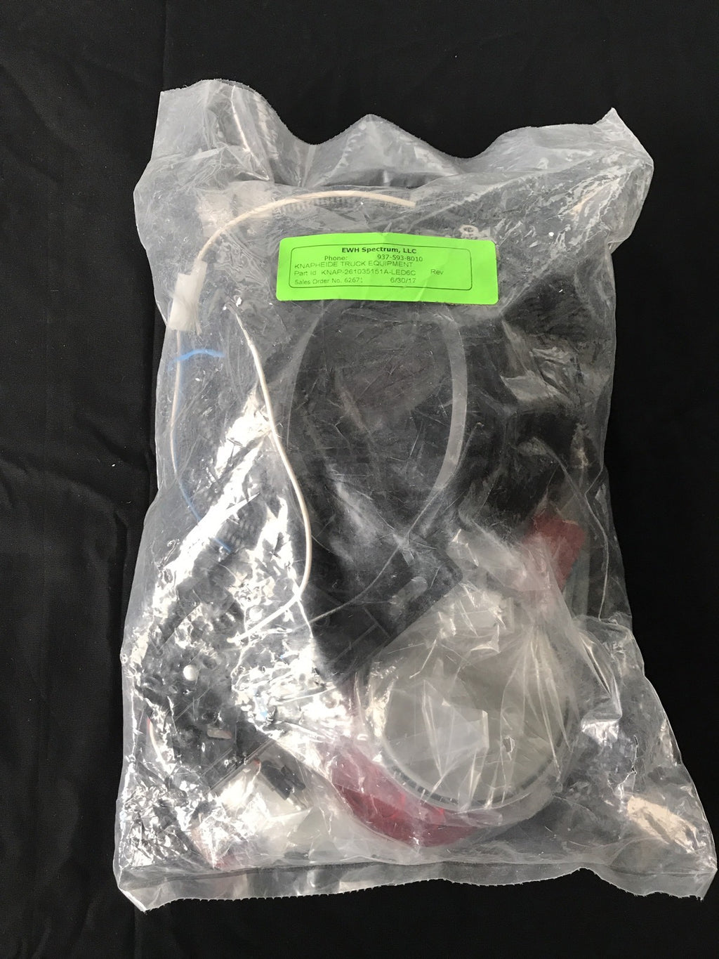Knapheide 261035151A-LED6C Round White  Light Kit For Trucks NEW SEALED