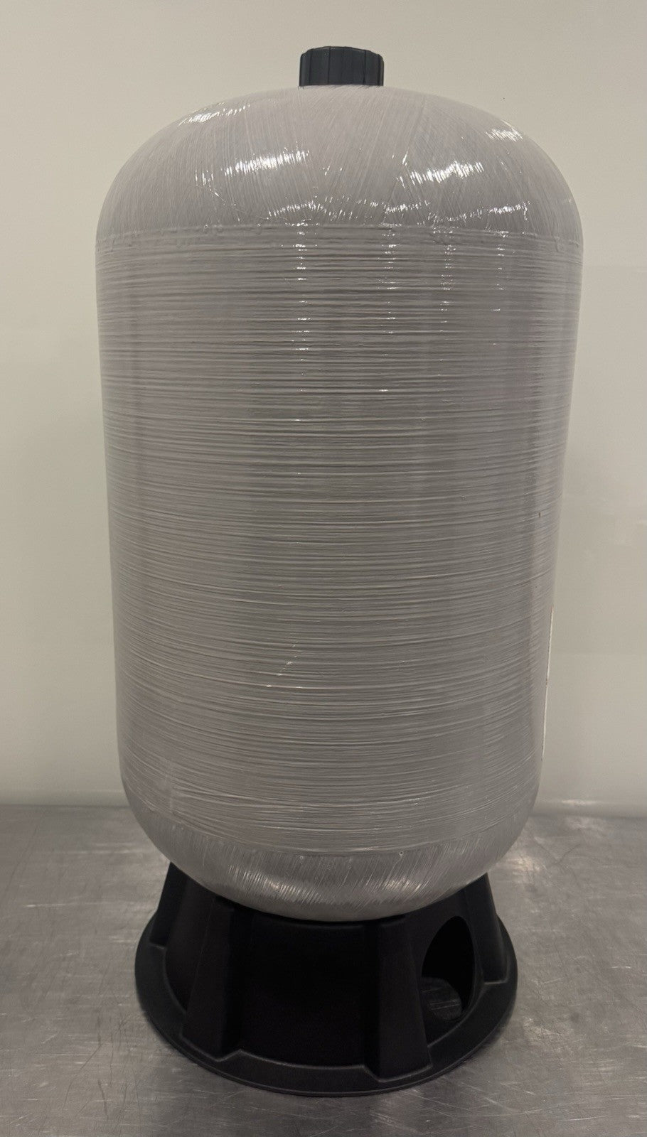 Dayton 16X840 Vertical Water Tank 20 Gallon 1628 NEW! FREE SHIPPING!