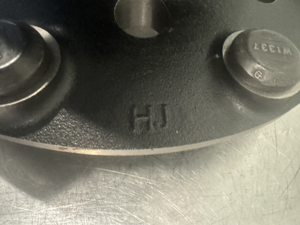 16181 Hub 8 Stud 8 Hole Black 180228A NEW! FREE SHIPPING!