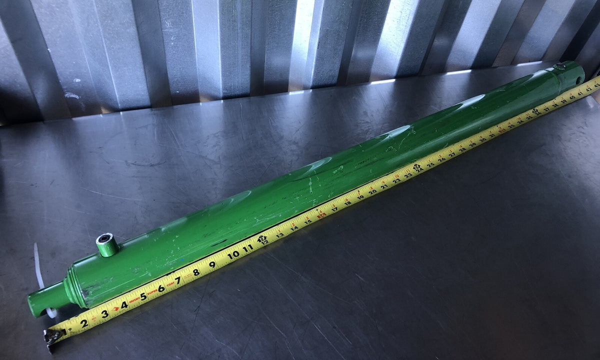 Green Hydraulic Cylinder 40.5” John Deere 2.5” Wide A060520545 NEW!!