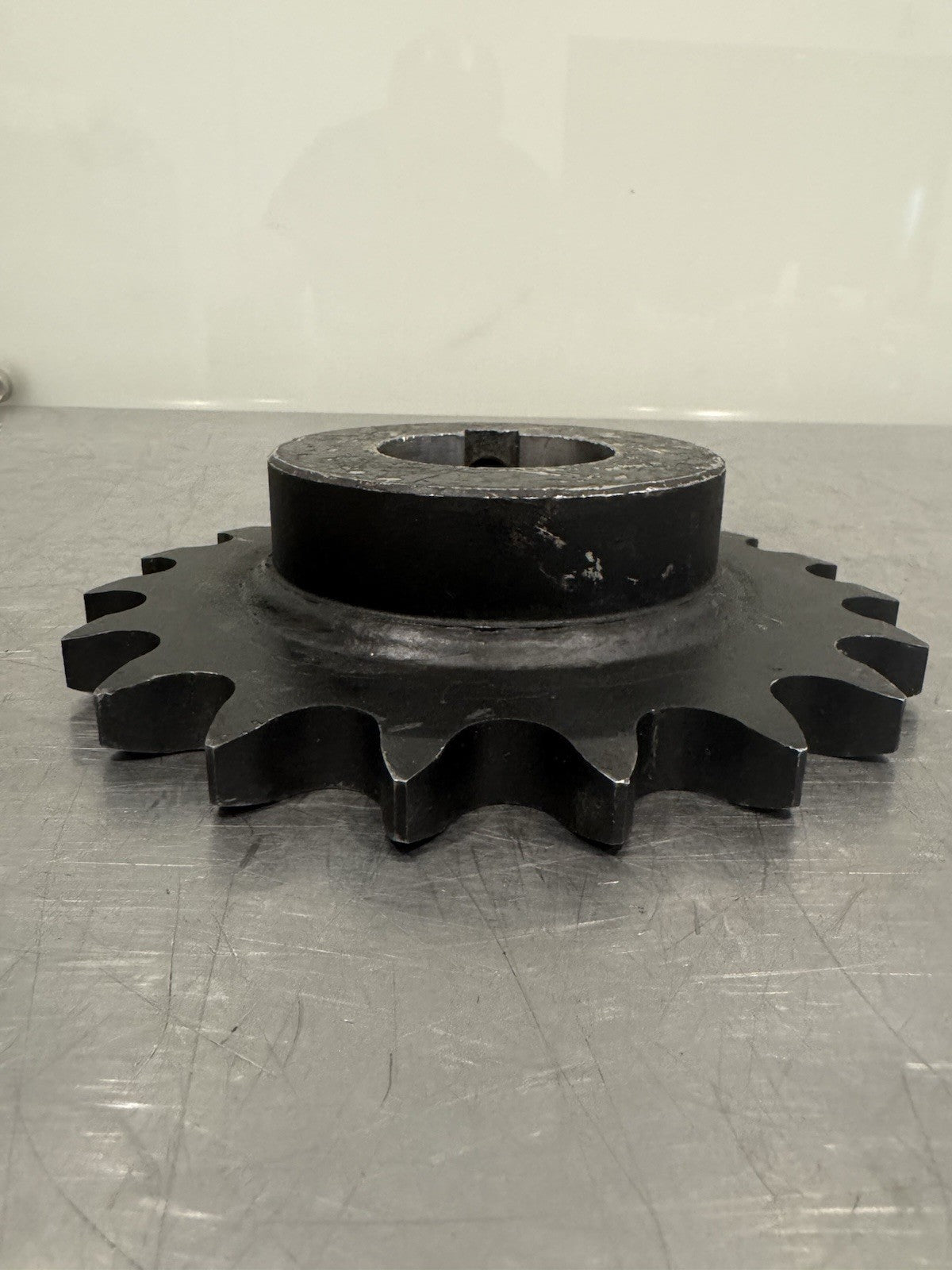 100B19H Sprocket 19 Teeth 2-1/4 ID Bore NEW! FREE SHIPPING!