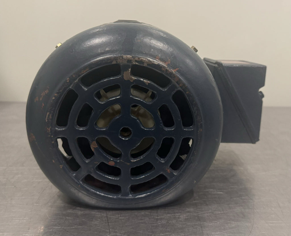 Century SD104 Motor 208-230/460V 1.5 HP 3488 RPM PE3AA21A01C NEW! FREE SHIPPING!