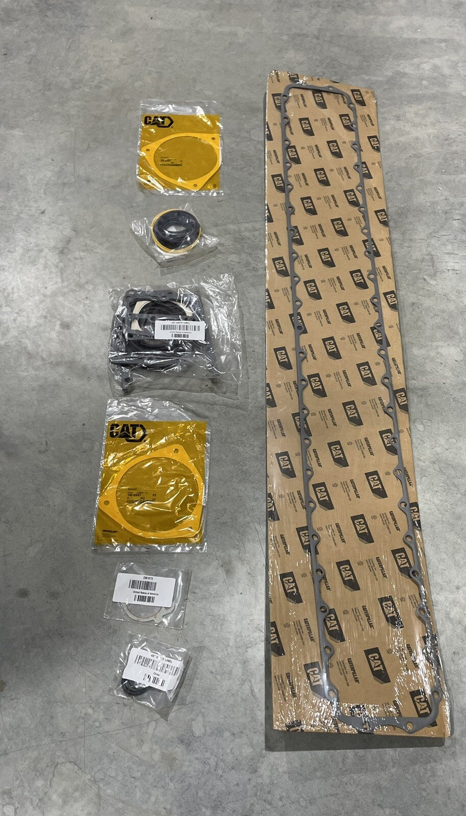 Caterpillar 289-9211 Gasket Set 2899211 MISSING IM7913 NEW IN BOX! FREE SHIPPING