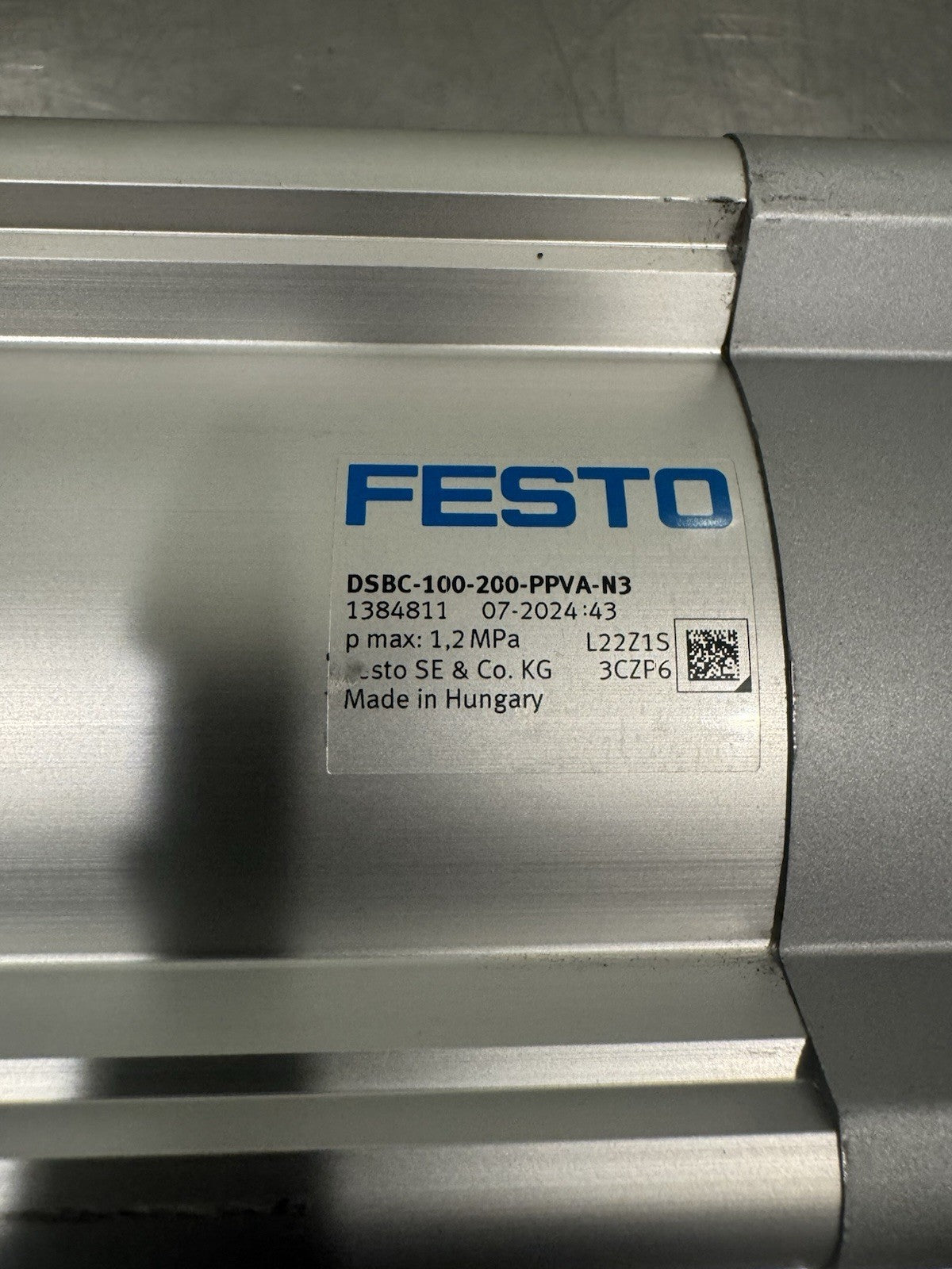 Festo DSBC-100-200-PPVA-N3 Pneumatic Actuator Cylinder 1384811 NEW! SHIPS FREE!
