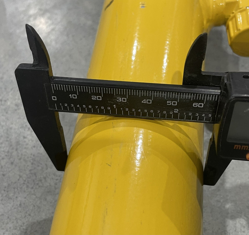 Far-04/20 Hydraulic Cylinder 2.5” Bore 1.5” Rod Yellow NEW! FREE SHIPPING!