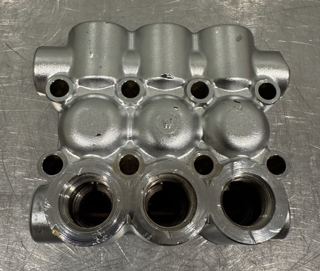 Cat Pump Valve Wear Resistant Manifold UNTESTED MAY WORK! FREE SHIPPING!
