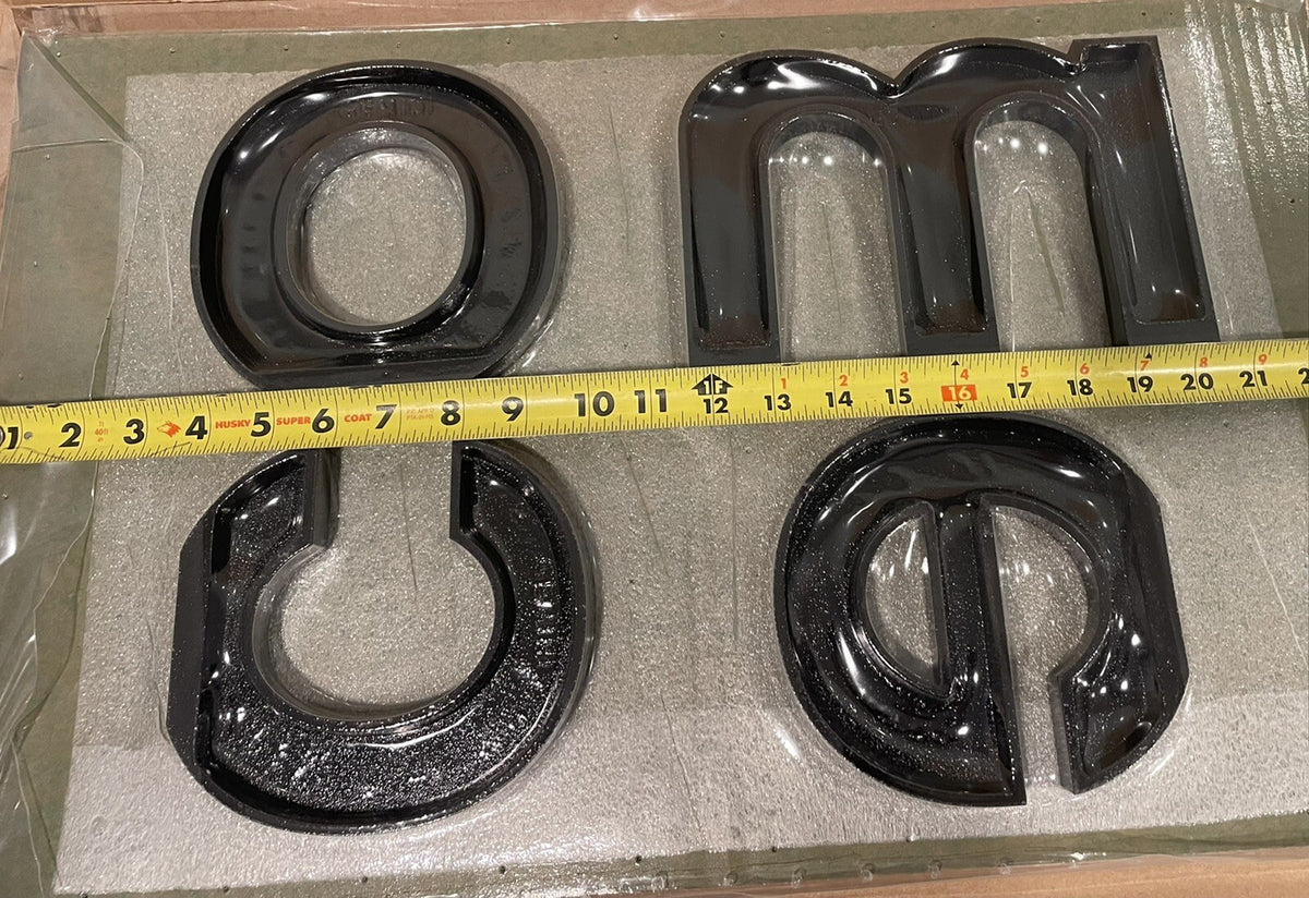Gemini Cast Welcome Sign Letters NEW IN BOX Retails $250