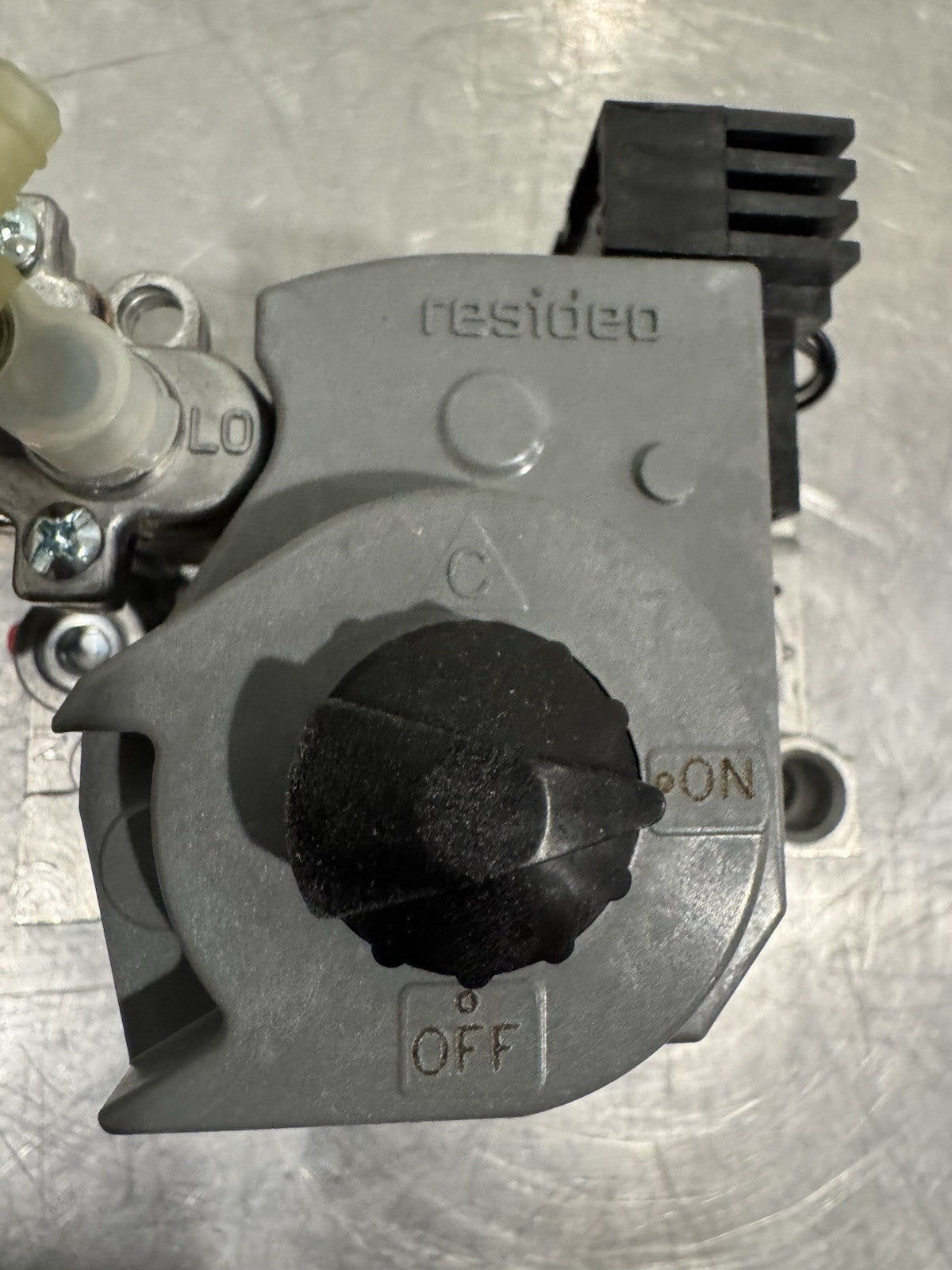 Residio VR8205Q 2787 Dual Direct Ignition Valve Gas Control NEW! FREE SHIPPING!