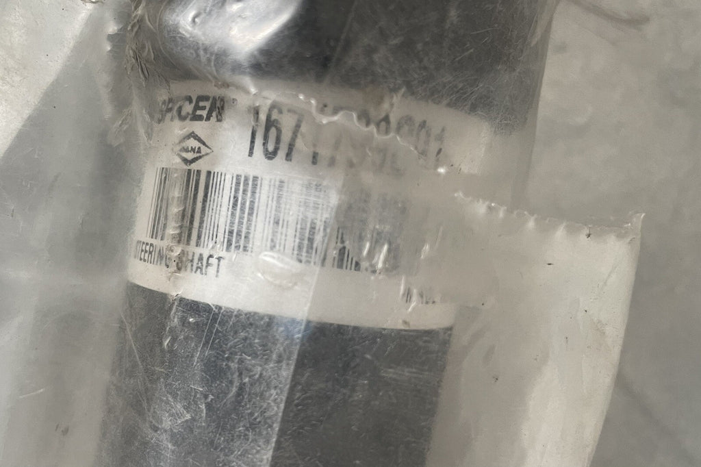 International 1671799C91 Shaft Spicer Steering Gear NEW! FREE SHIPPING!