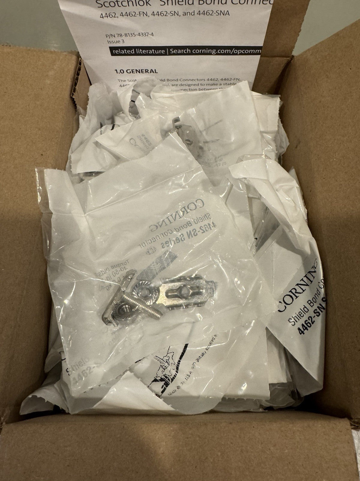 Corning 4462 SN Shield Bond Connector 80610415426 NEW! FREE SHIPPING!
