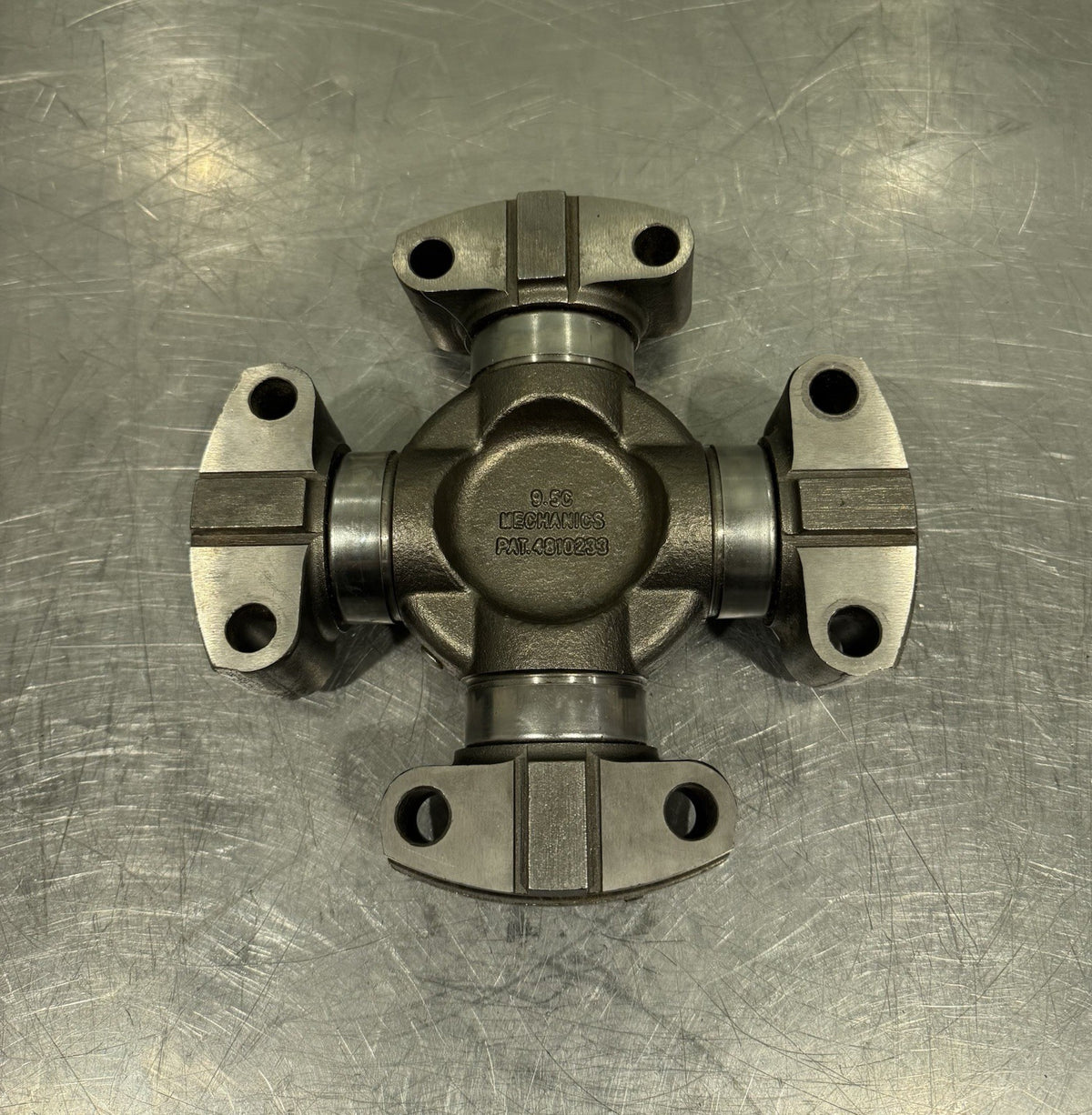 Mechanics 9.5C CNH Spider U-Joint Wing Block 4810233 NEW! FREE SHIPPING!