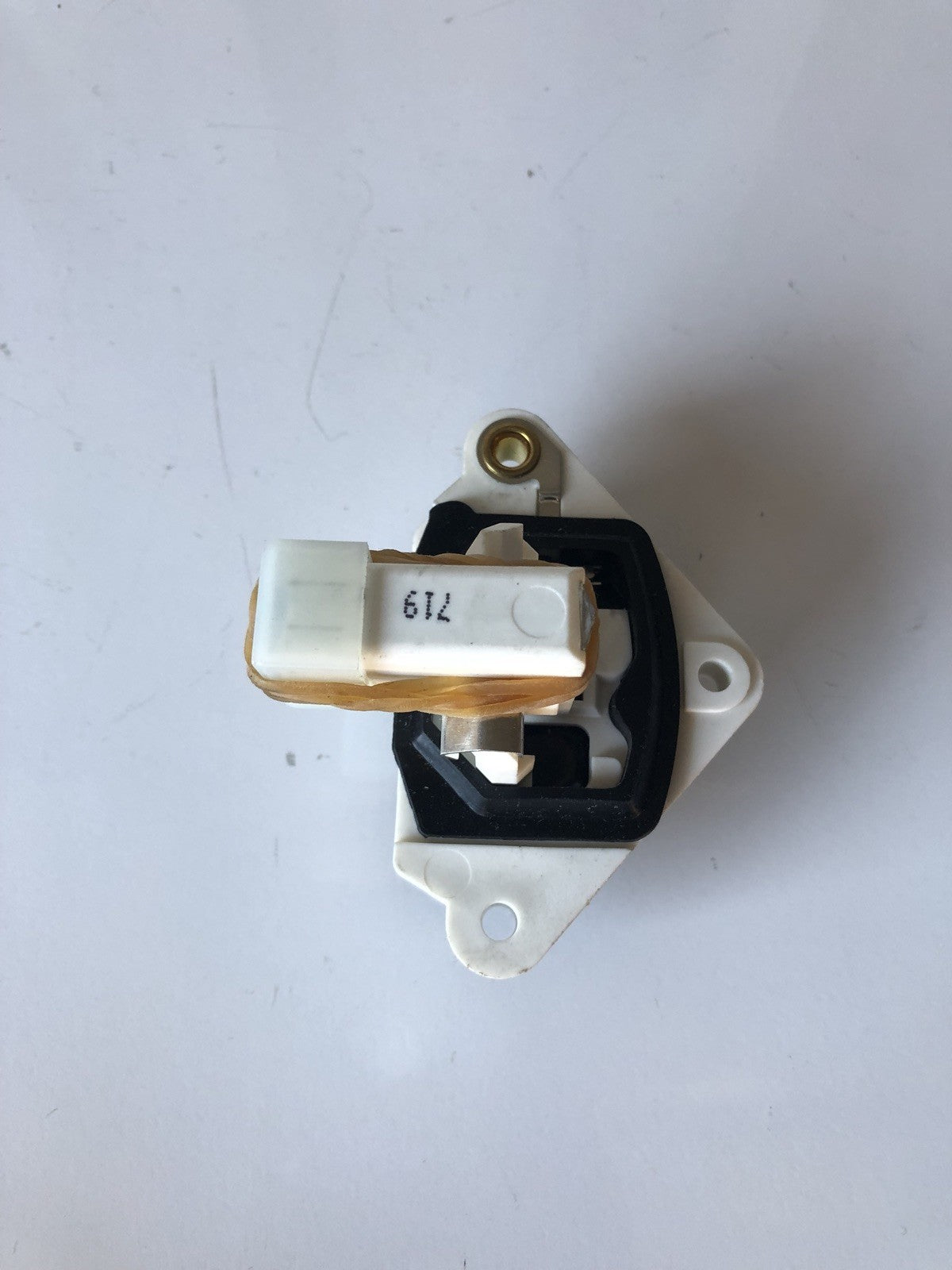 Bosch 1 987 AN0 215 Alternator Voktage Regulator 1987AN0215 NEW