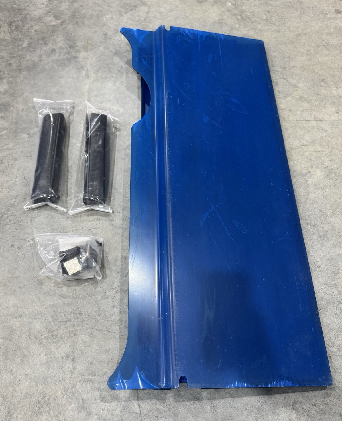 6019 Windshield EZ RV, FD Tinted Folding 35072 NEW IN BOX! FREE SHIPPING!