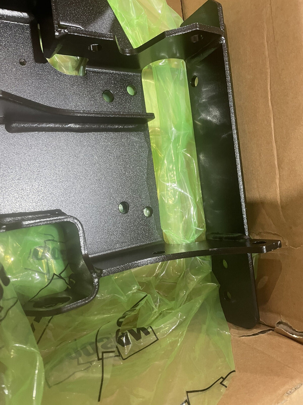 Bobcat 7256694 Genuine Bracket Assembly NEW IN BOX!!