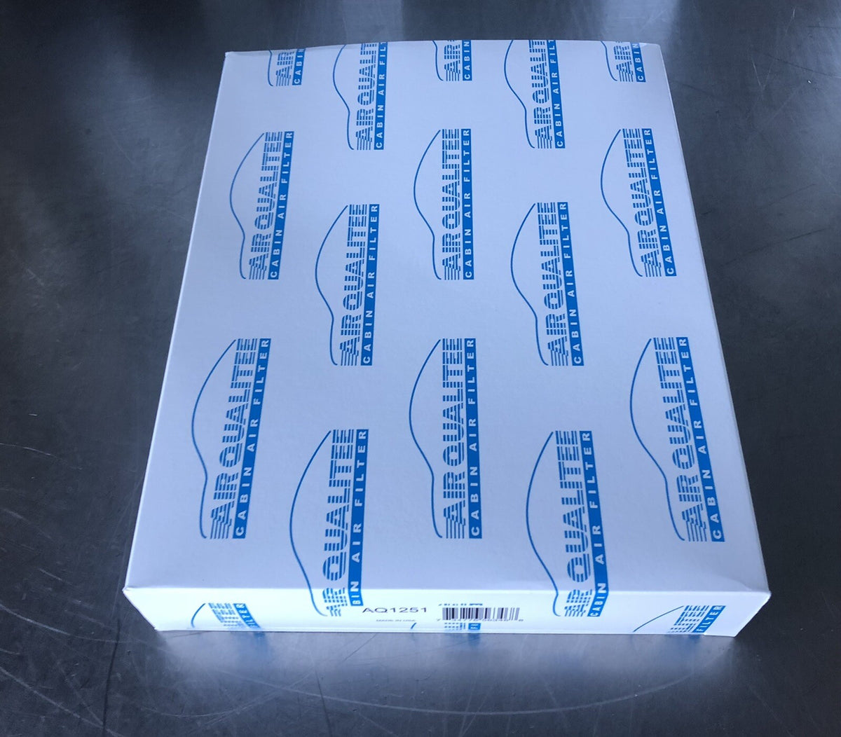 Air Qualitee AQ1251 Air Filter Ford F150 F250 F350 Expedition NEW IN BOX!!