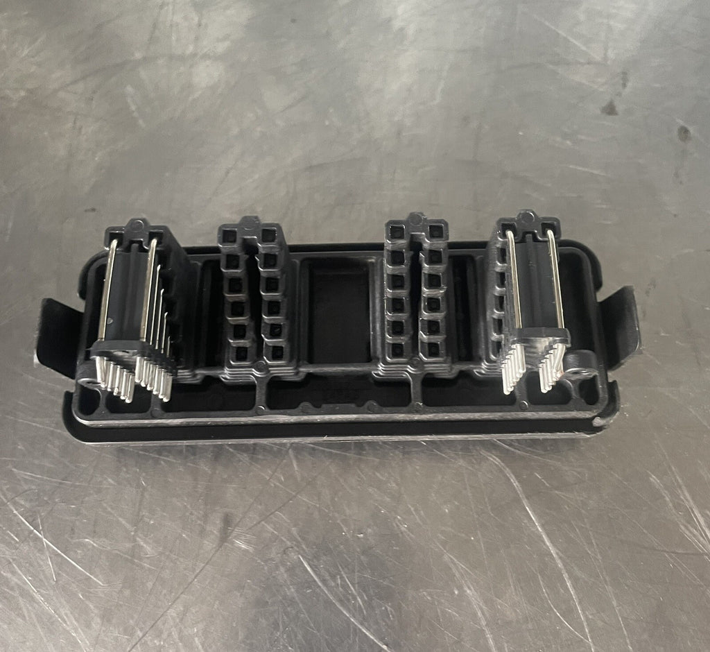 DT13-24PAB-R015 Automotive Connector Wire to Board NEW! FREE SHIPPING!
