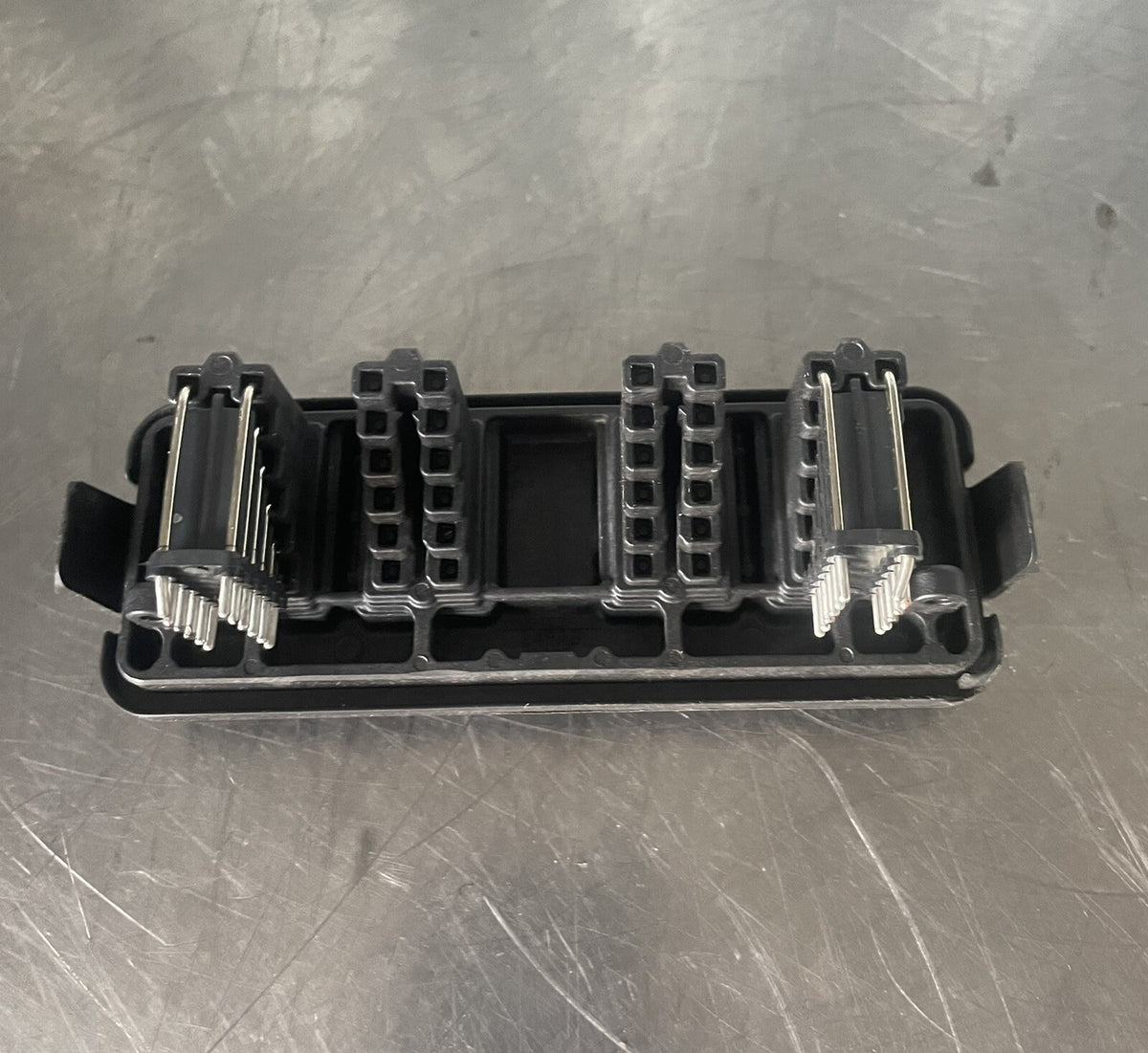DT13-24PAB-R015 Automotive Connector Wire to Board NEW! FREE SHIPPING!