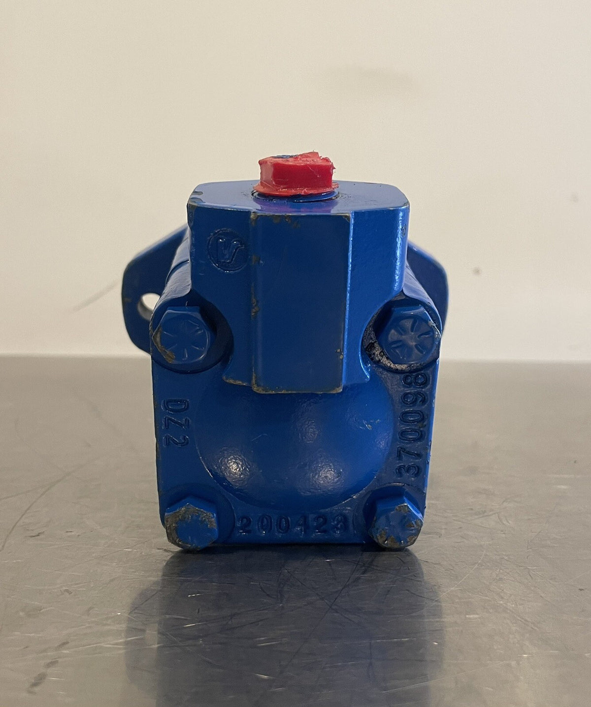 Eaton V101P6P11A20 Vickers 386931-1 Hydraulic Motor Single Vane Fixed NEW!