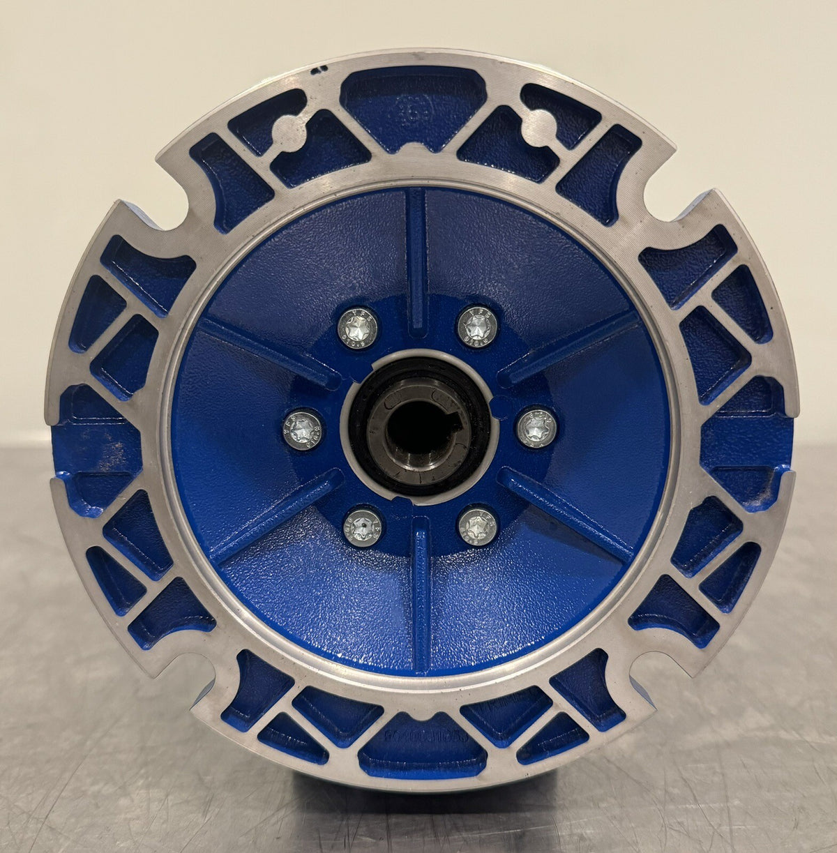 Motovario 8282032-023 Worm Gear Reducer NMRV 040 NEW! FREE SHIPPING!