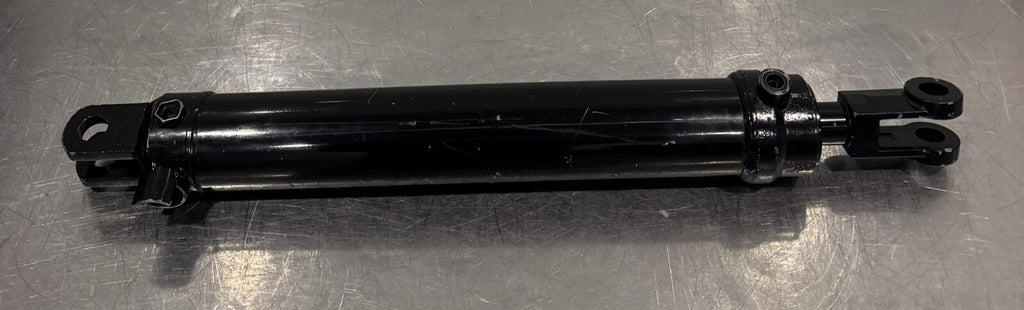 Crary 32390-00 Hydraulic Cylinder 647889 30WR18-150 NEW! FREE SHIPPING!
