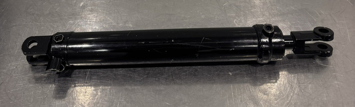 Crary 32390-00 Hydraulic Cylinder 647889 30WR18-150 NEW! FREE SHIPPING!